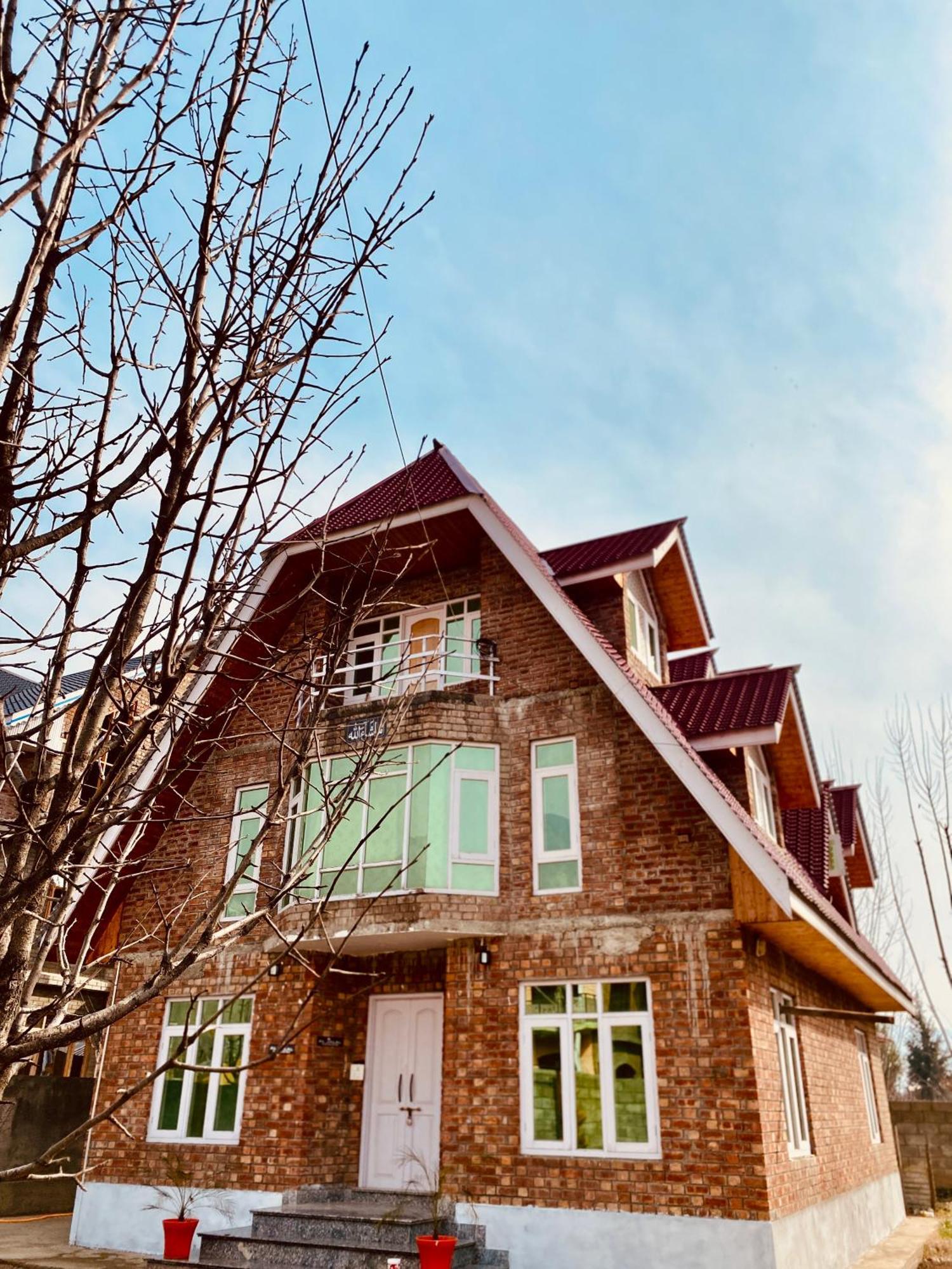 Al Jalal Resort Srīnagar Zewnętrze zdjęcie